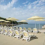 Pribjeći Maistra Select Petalon 4*