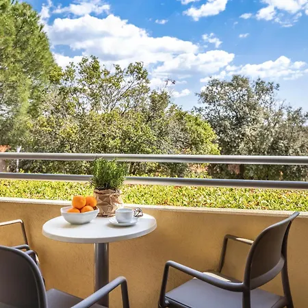 Maistra Select Petalon منتجع فيرسار