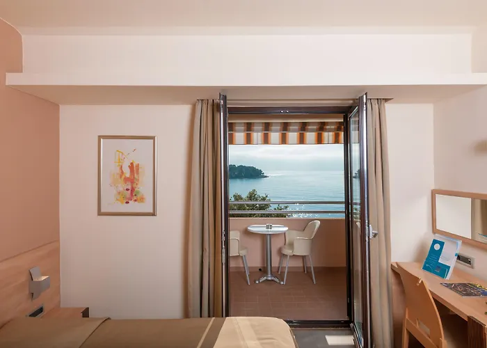 Pribjeći Maistra Select Petalon