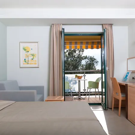 Maistra Select Petalon Semesteranläggning (resort)