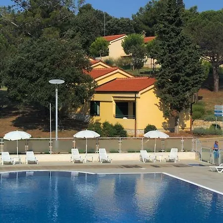 Maistra Select Petalon