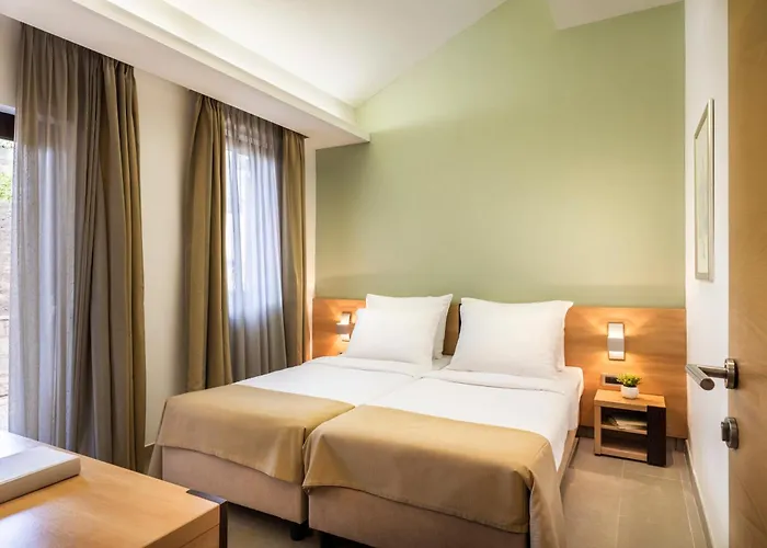 Maistra Select Petalon 4*