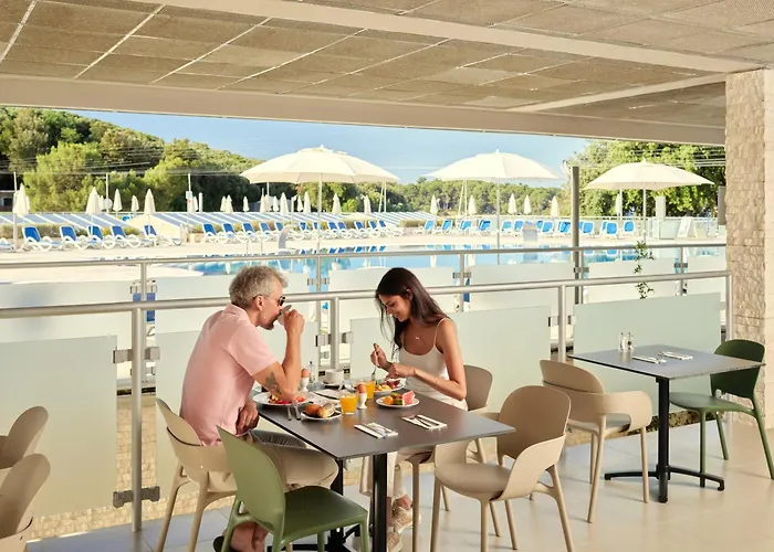 Maistra Select Petalon 4*